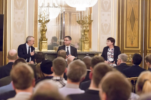 Deutsch-französisches Projekt HIPOBAT offiziell in Paris gestartet
